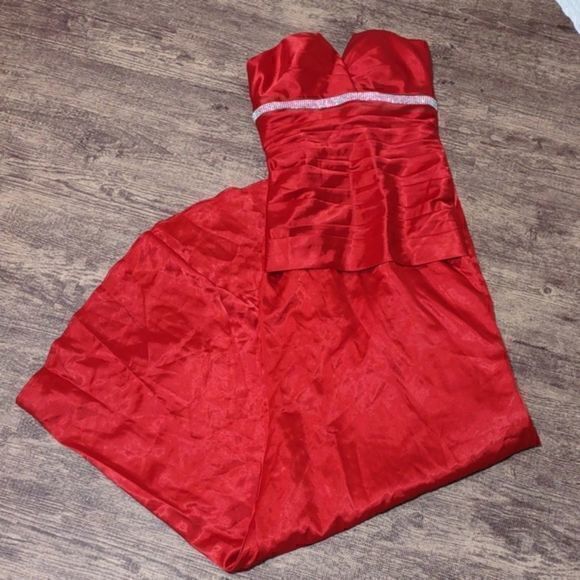 Red Strapless Mermaid Gown with Rhinestone Embellished Front Band - Picture 6 of 16